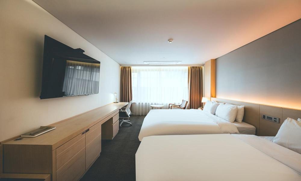 Wonju City Hotel Hyeoksin Екстериор снимка