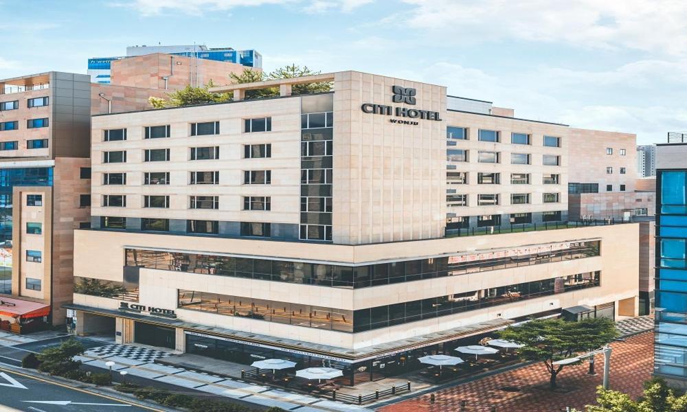 Wonju City Hotel Hyeoksin Екстериор снимка